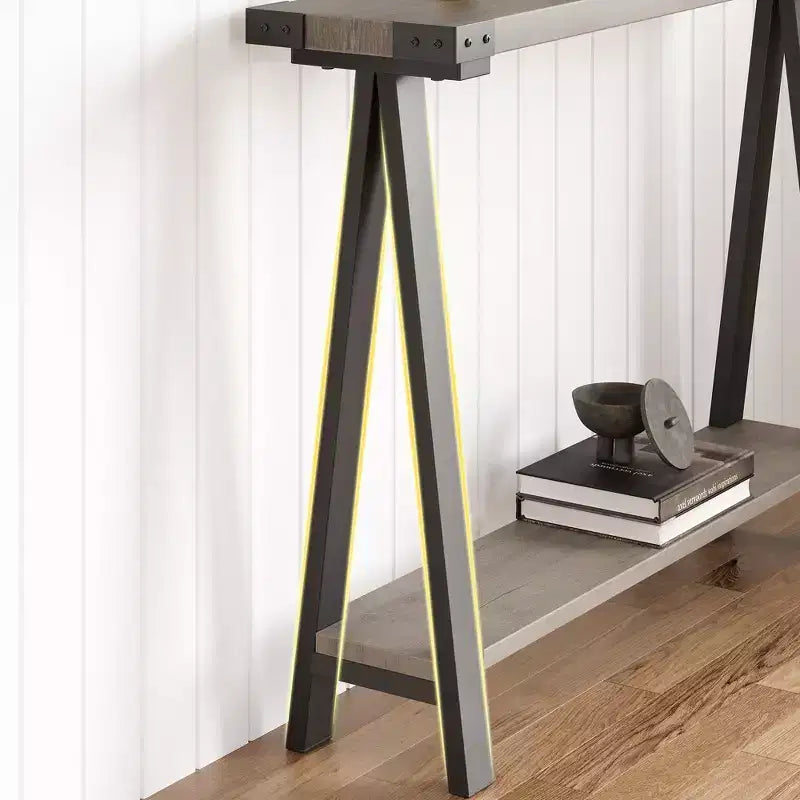 Console d'entrée fine à double niveau avec étagères de rangement, cadre en métal durable et pieds en V, adaptée aux salons, couloirs ou foyers.